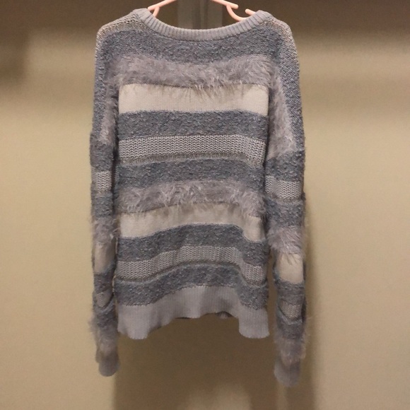 GAP Girls Sweater size L - Picture 3 of 6